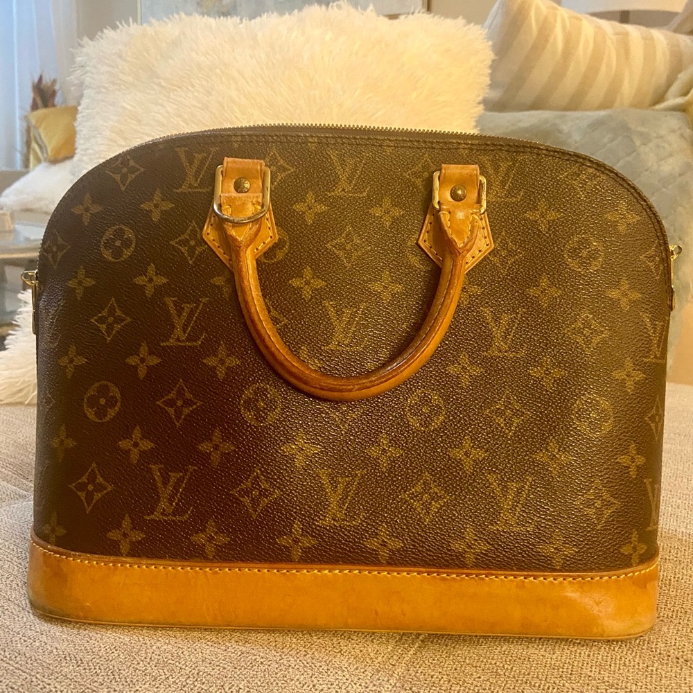 Louis Vuitton Alma PM